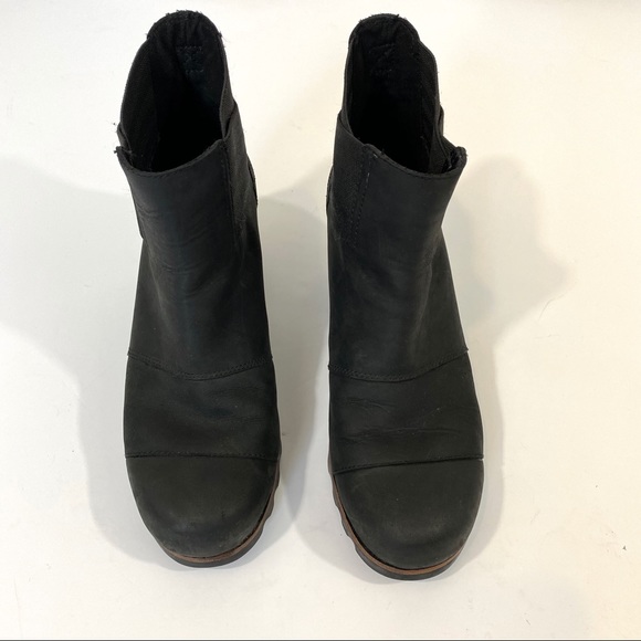 Sorel Addington Chelsea Waterproof Ankle Boots - Picture 5 of 9